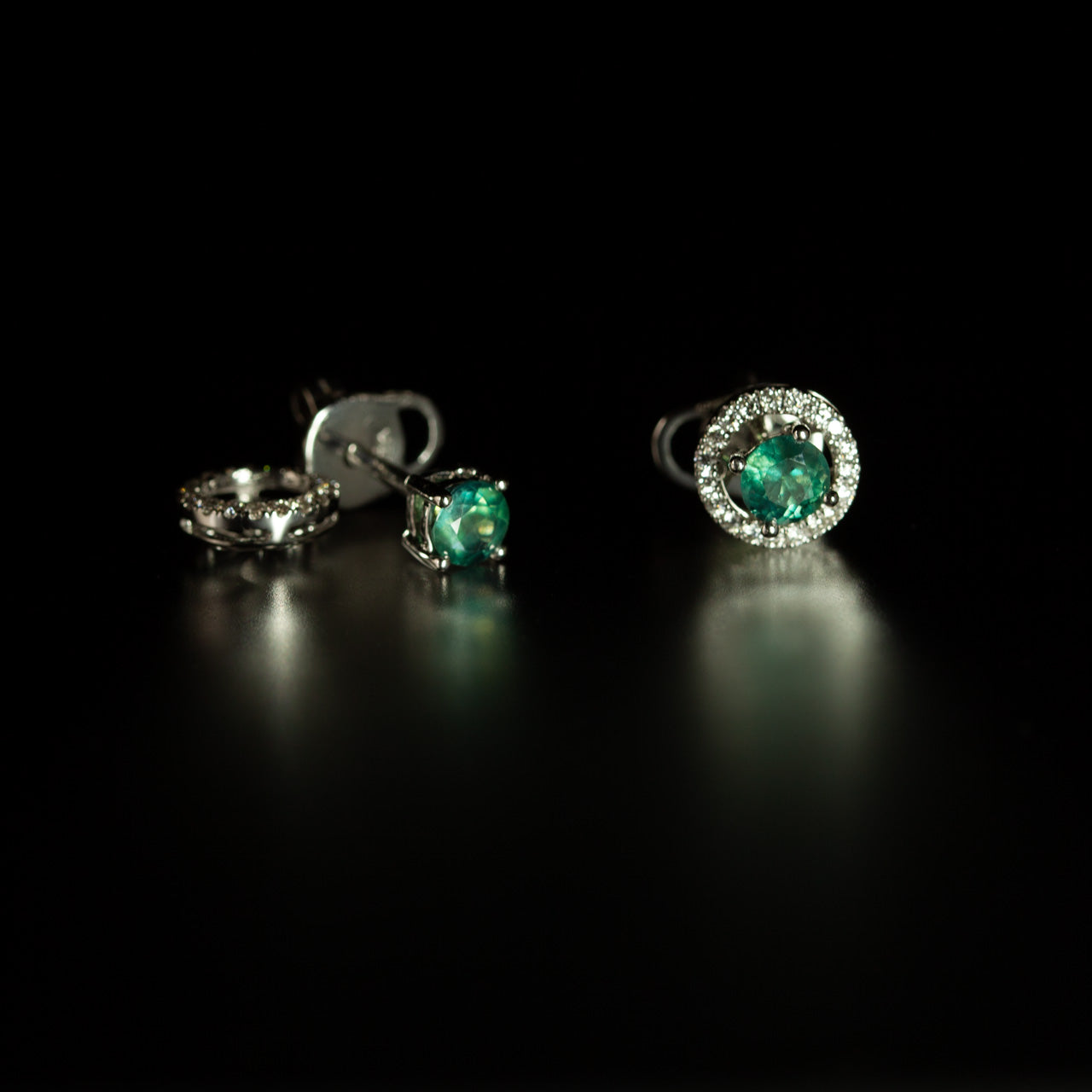 0.52ctw Natural Alexandrite 18k White Gold Stud Earrings With Diamond Jackets