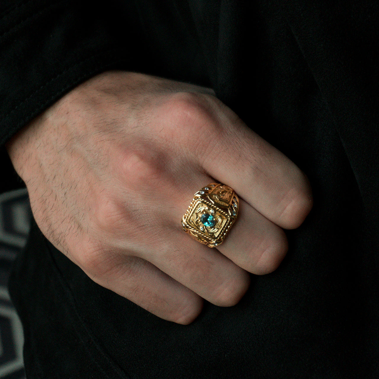 18k Yellow Gold Men's Signet Ring