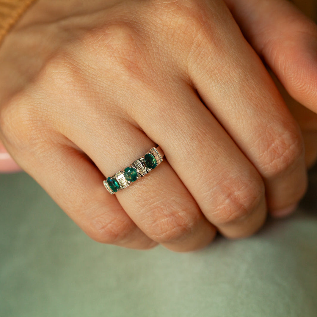 Best Natural Alexandrite Rings Collection - The Alexandrite
