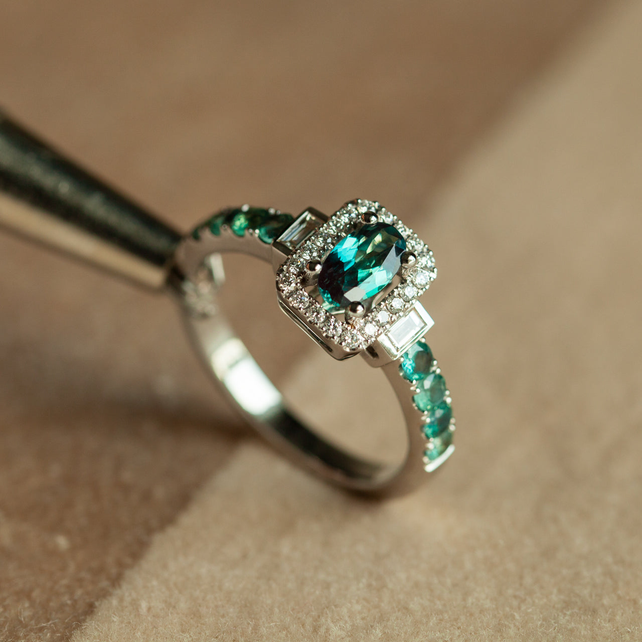 Best Natural Alexandrite Rings Collection - The Alexandrite