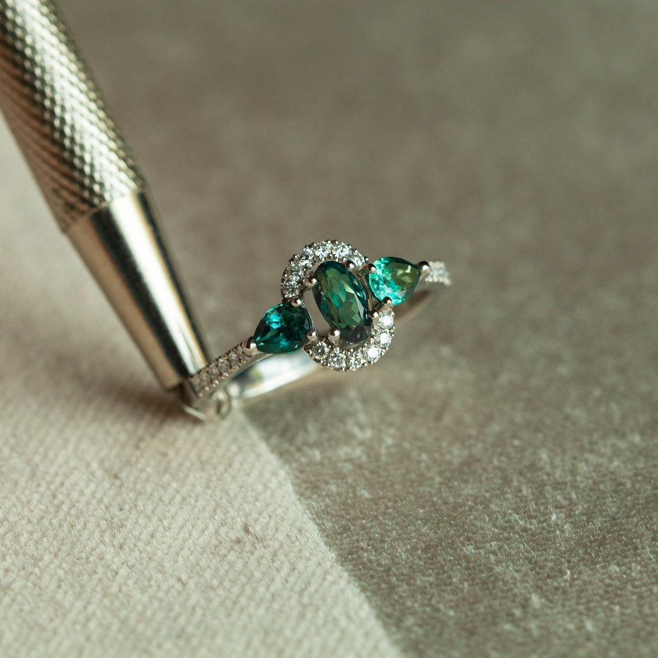 Best Natural Alexandrite Rings Collection - The Alexandrite