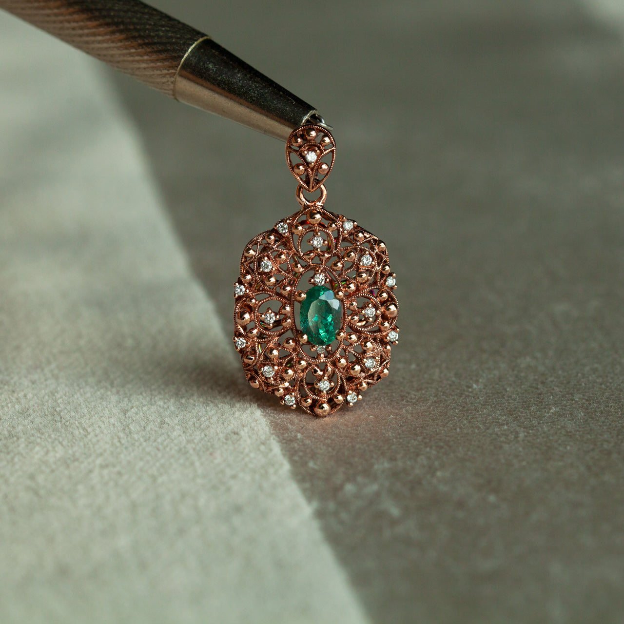 0.58ct Natural Alexandrite 18k Rose Gold Filigree Pendant