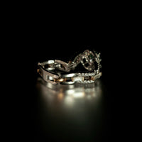 Thumbnail for 100% Color Change Natural Alexandrite Diamond 18k Multitone Gold Ring, GIA certified - The Alexandrite