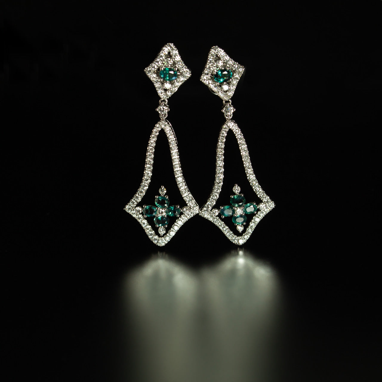 1.50ctw Natural Alexandrite 18k White Gold Chandelier Earrings